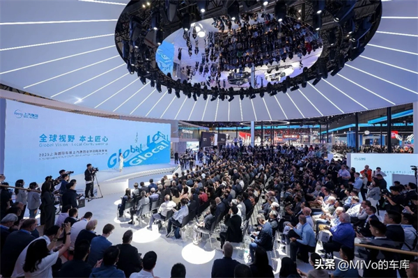 上汽破殼重生，一路向“新”而行